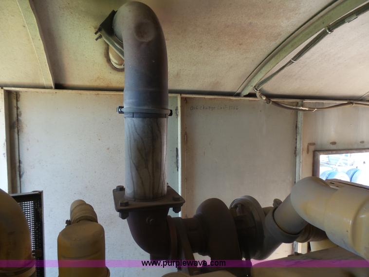 image for item J5487 1993 Caterpillar generator