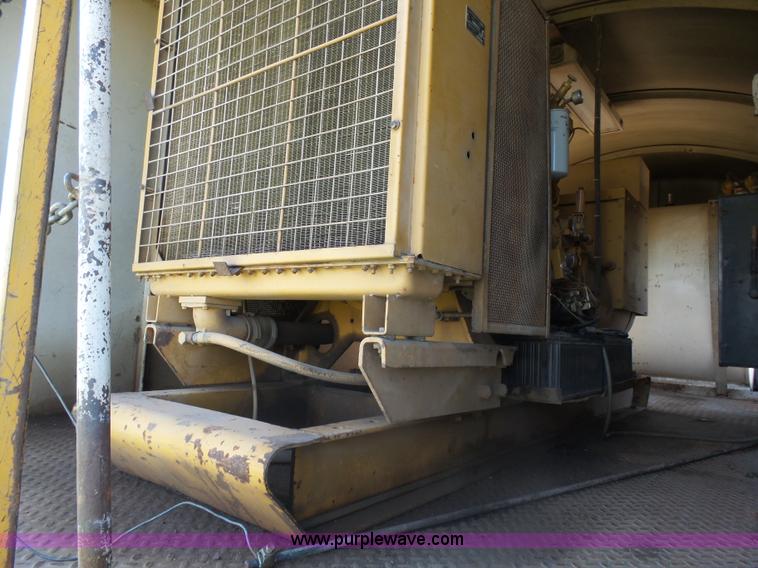 image for item J5487 1993 Caterpillar generator