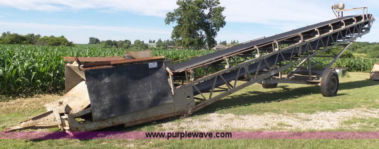 image for item J5489 Stacking conveyor