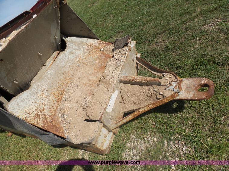 image for item J5489 Stacking conveyor