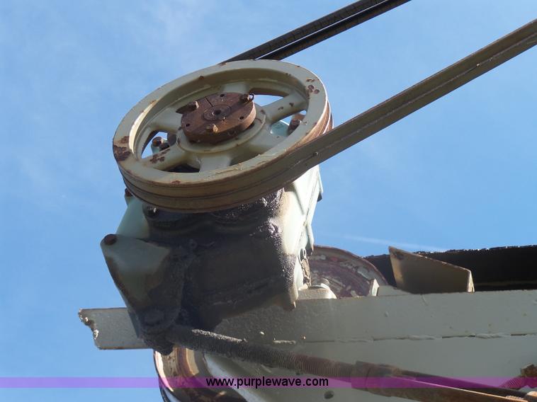 image for item J5489 Stacking conveyor