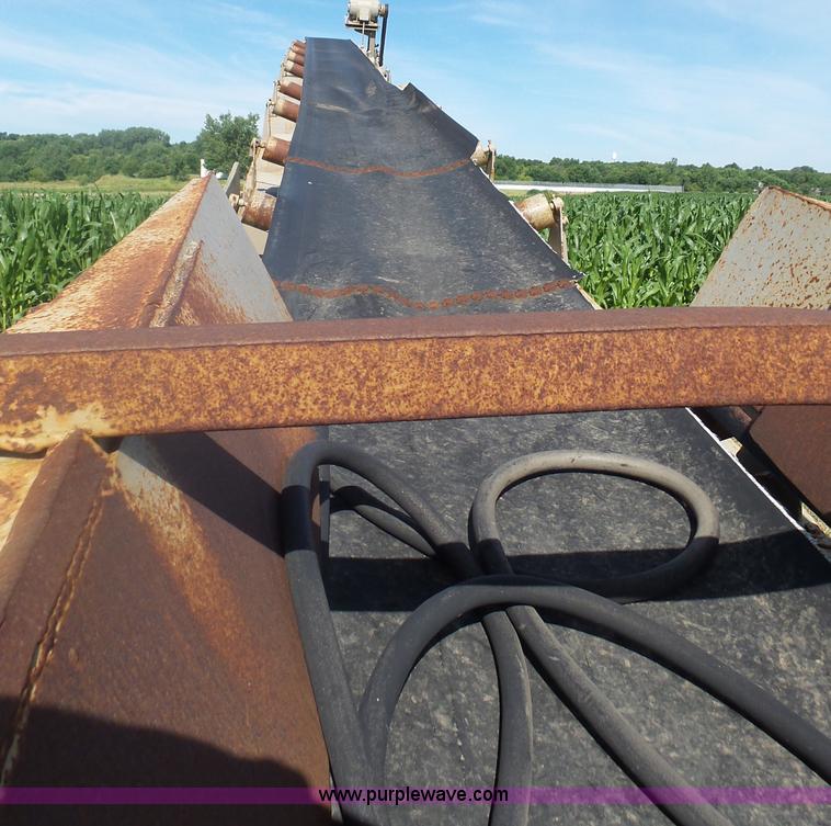 image for item J5490 Stacking conveyor