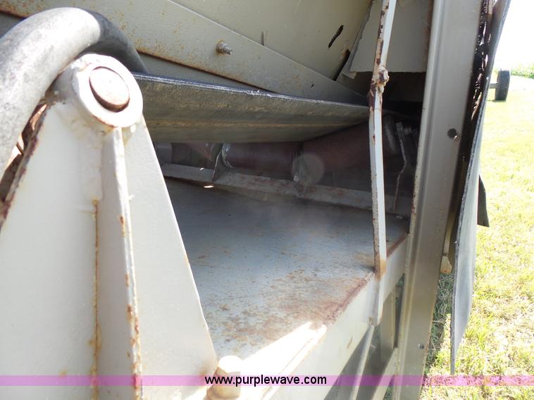 image for item J5490 Stacking conveyor