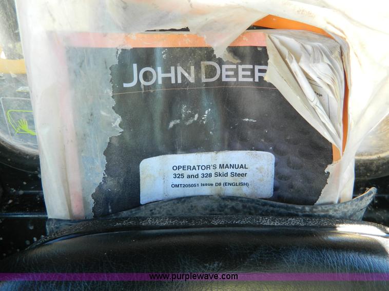 image for item J8873 2008 John Deere 325 skid steer