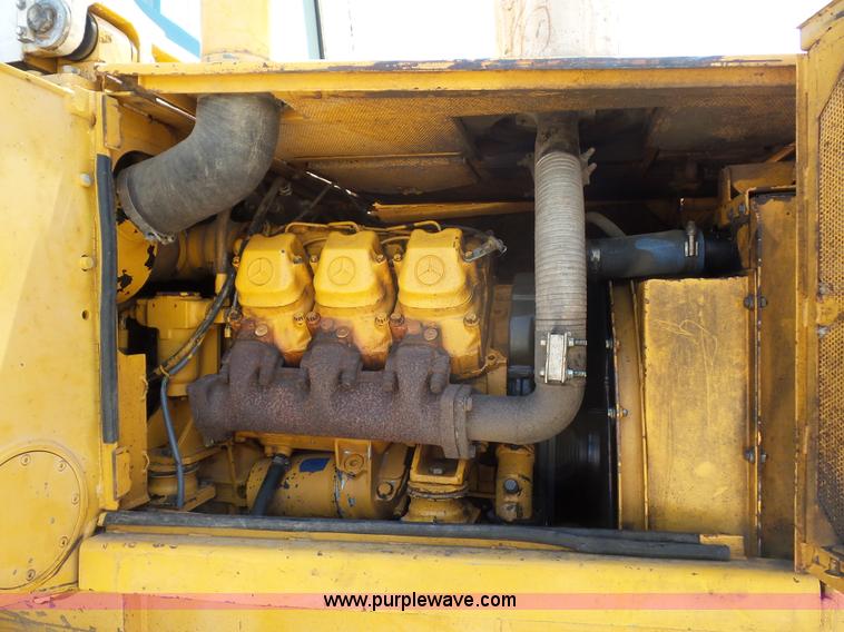 image for item K1722 1994 Liebherr LR631C track loader