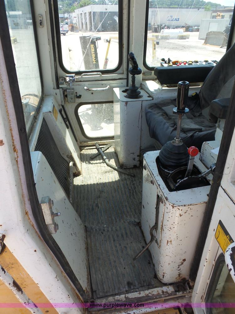 image for item K1722 1994 Liebherr LR631C track loader