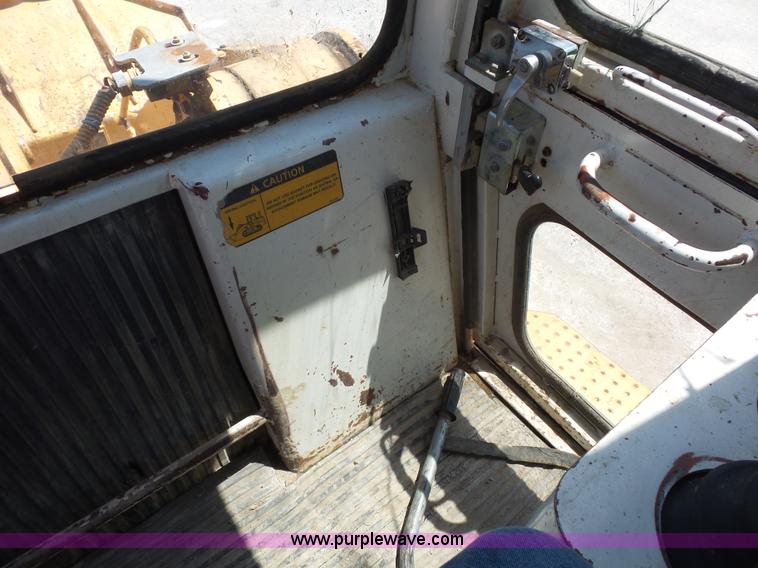 image for item K1722 1994 Liebherr LR631C track loader