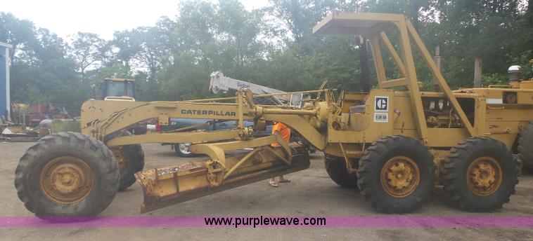 image for item K3484 1969 Caterpillar 120 motor grader