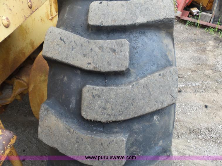 image for item K3484 1969 Caterpillar 120 motor grader