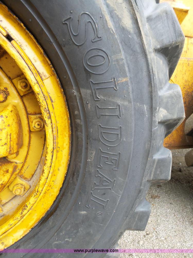 image for item K3484 1969 Caterpillar 120 motor grader