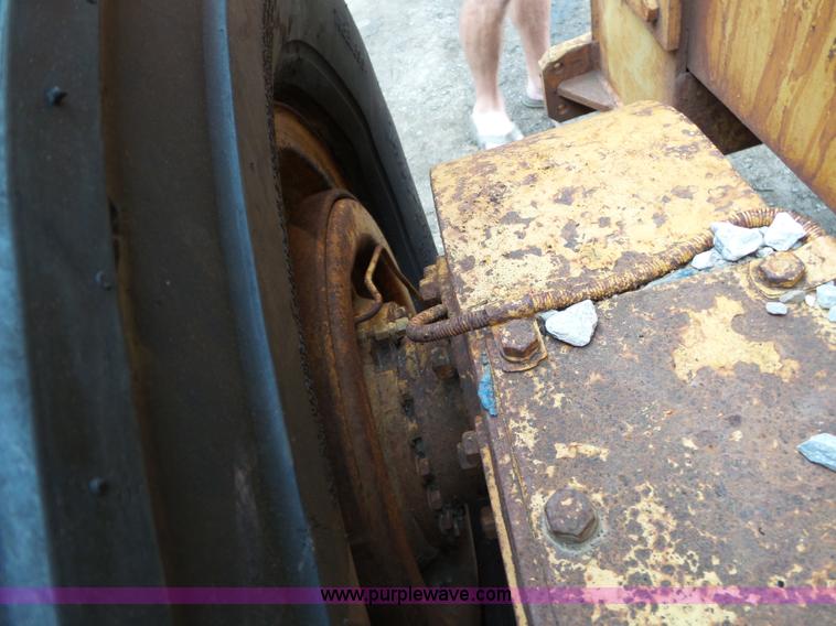 image for item K3484 1969 Caterpillar 120 motor grader