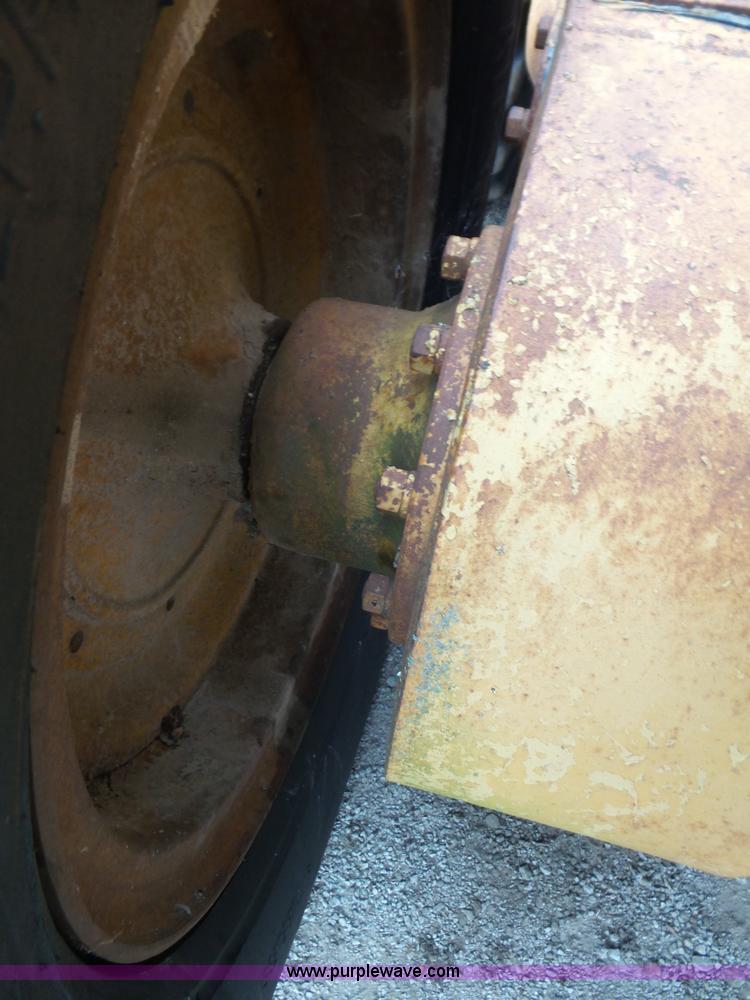 image for item K3484 1969 Caterpillar 120 motor grader