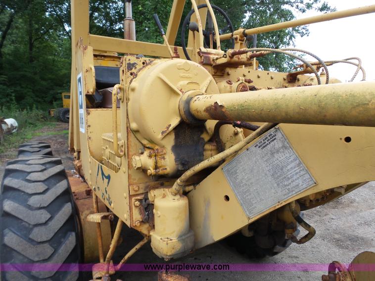 image for item K3484 1969 Caterpillar 120 motor grader