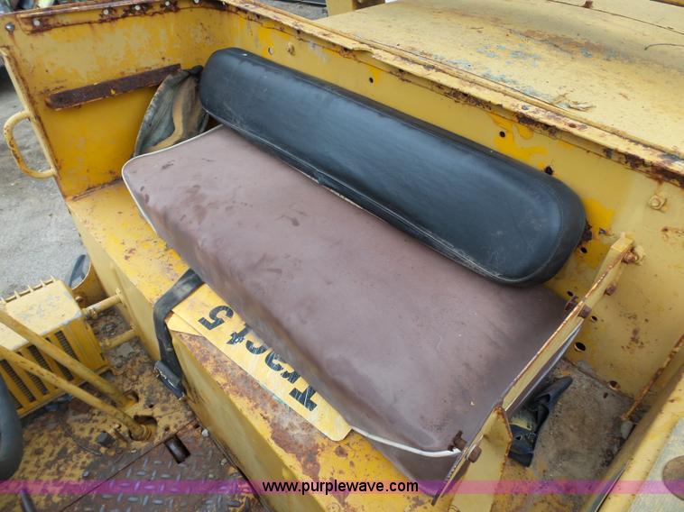 image for item K3484 1969 Caterpillar 120 motor grader