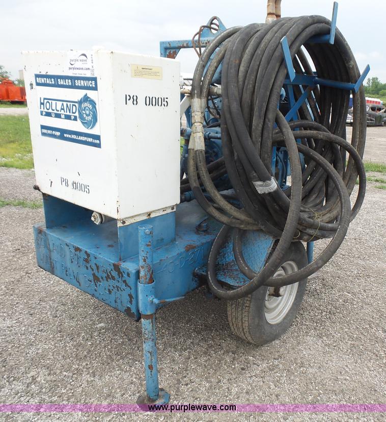 image for item K4674 Holland H-40-D271 pump