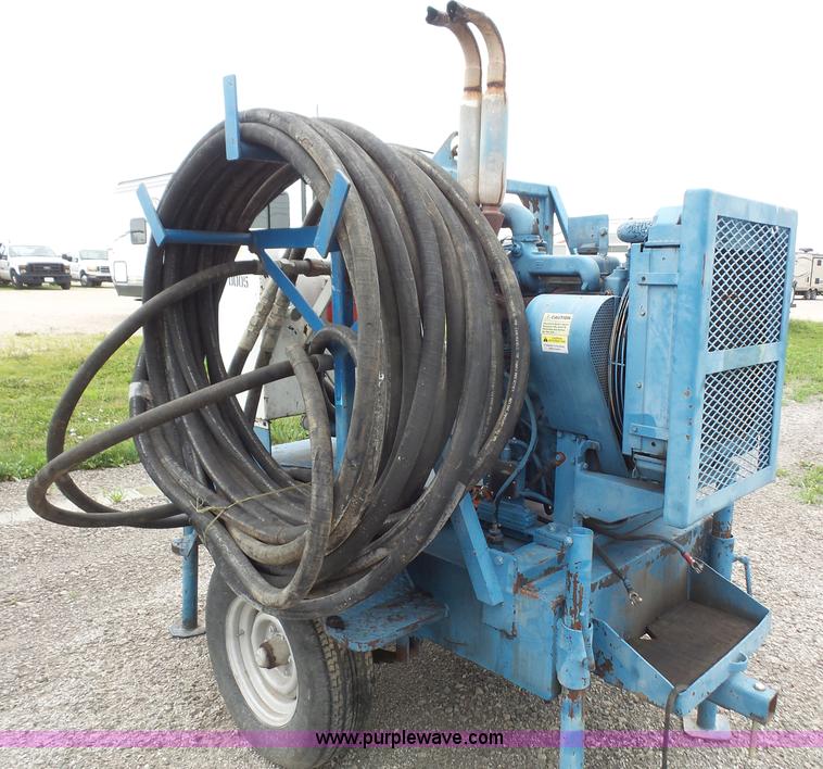 image for item K4674 Holland H-40-D271 pump