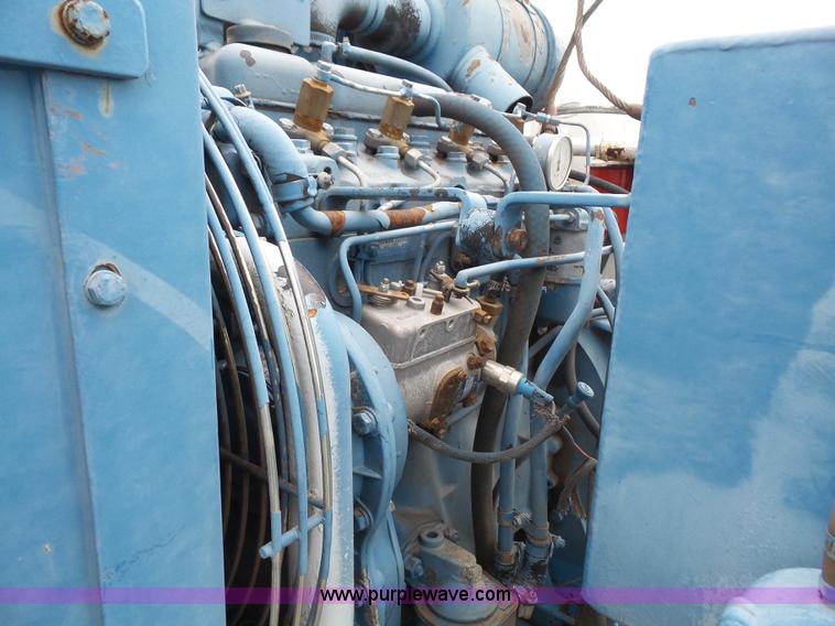 image for item K4674 Holland H-40-D271 pump