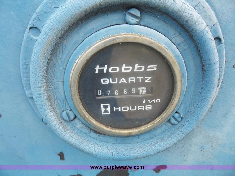 image for item K4674 Holland H-40-D271 pump