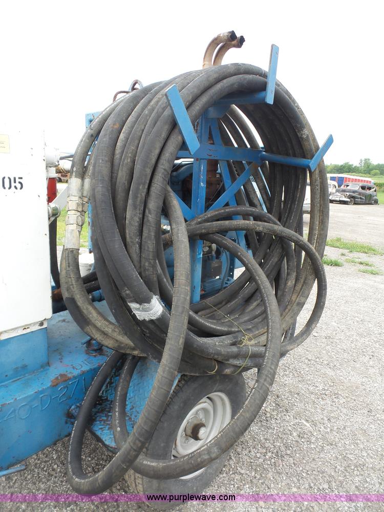 image for item K4674 Holland H-40-D271 pump