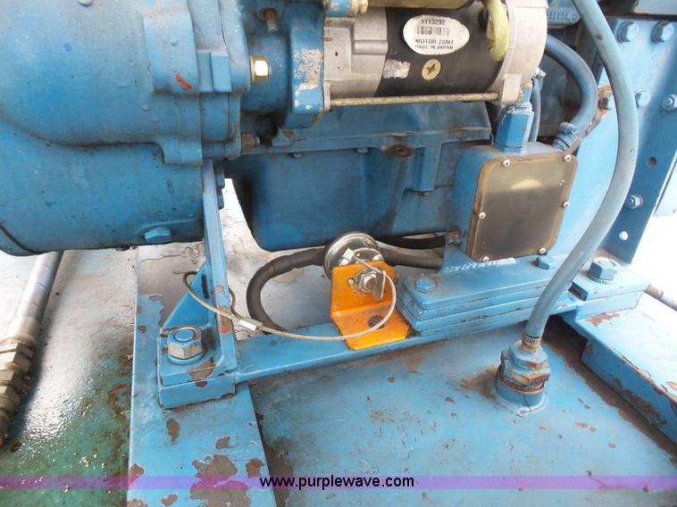 image for item K4674 Holland H-40-D271 pump