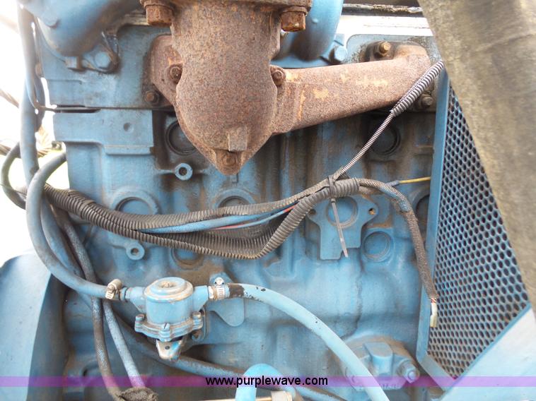 image for item K4674 Holland H-40-D271 pump