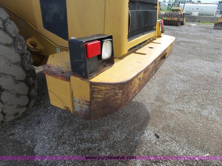 image for item K7083 2001 Caterpillar 950G wheel loader