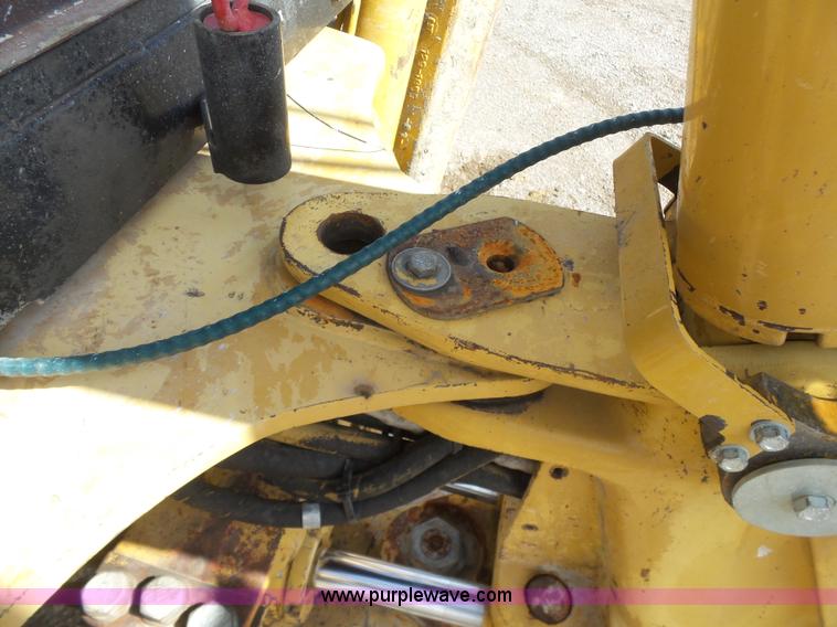 image for item K7085 2002 Caterpillar 416D backhoe