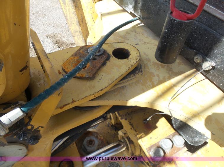 image for item K7085 2002 Caterpillar 416D backhoe