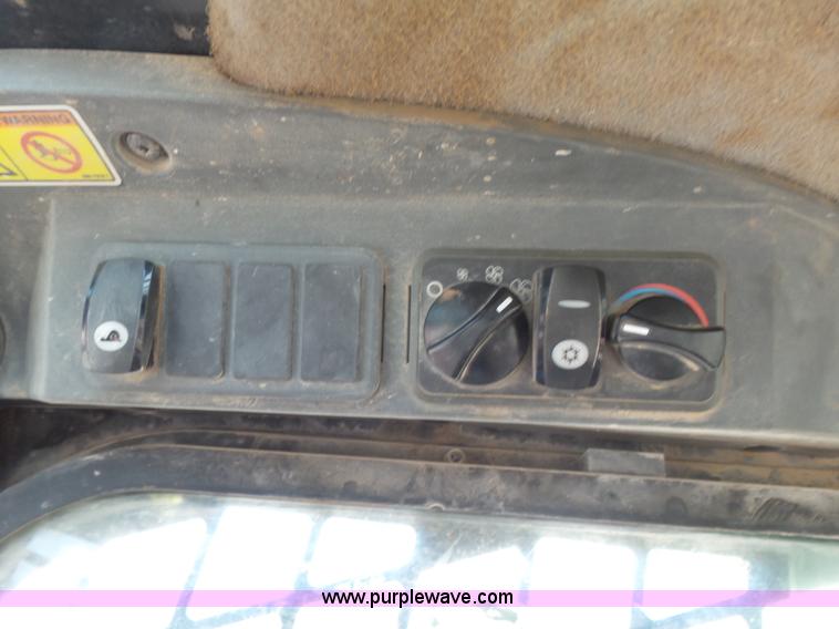 image for item K7086 2008 Caterpillar 289C skid steer