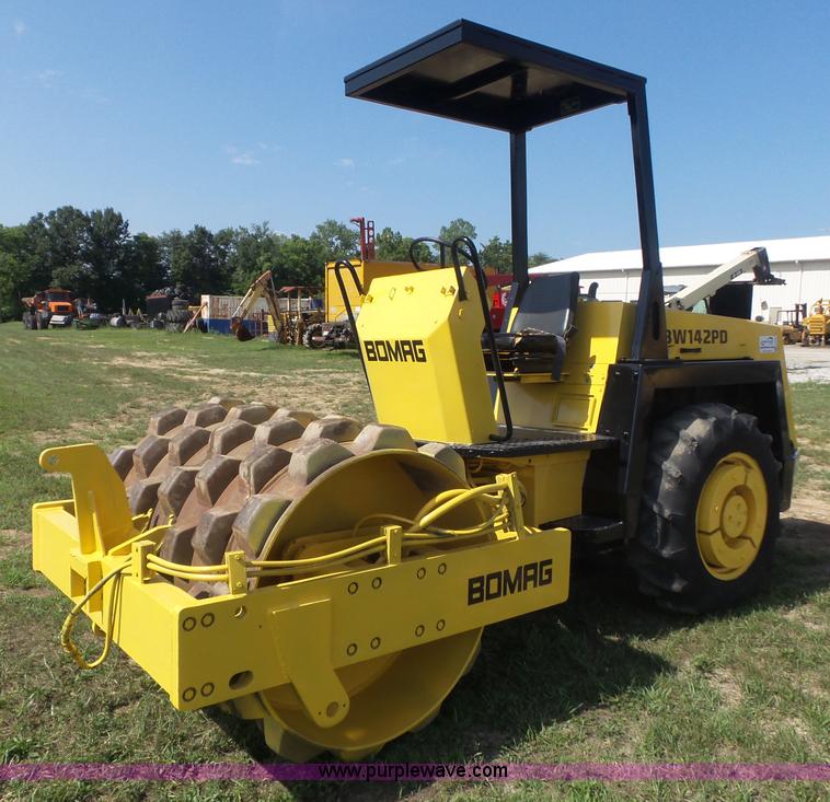image for item K7734 1991 Bomag BW142PD single drum vibratory roller