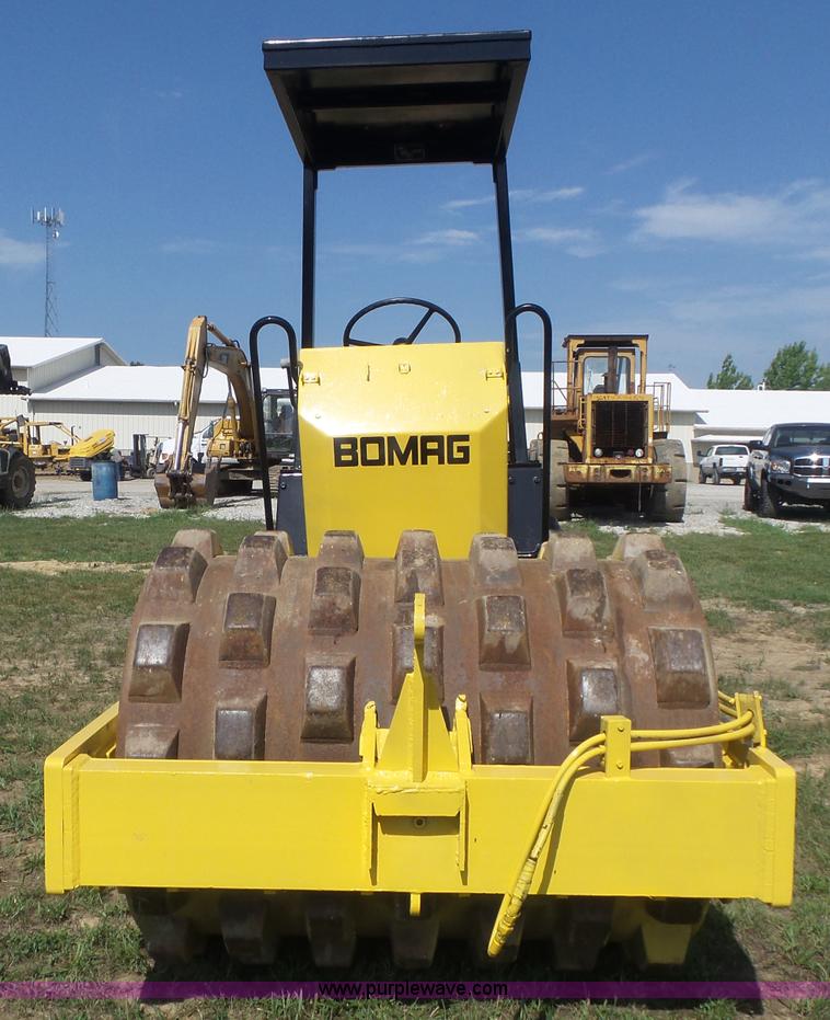 image for item K7734 1991 Bomag BW142PD single drum vibratory roller
