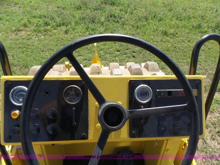 image for item K7734 1991 Bomag BW142PD single drum vibratory roller