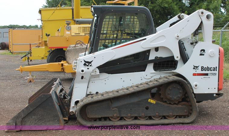 image for item K8760 2013 Bobcat T750 skid steer