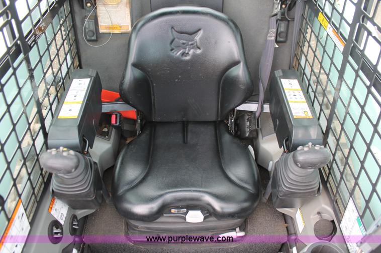 image for item K8760 2013 Bobcat T750 skid steer