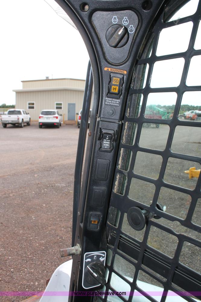 image for item K8760 2013 Bobcat T750 skid steer