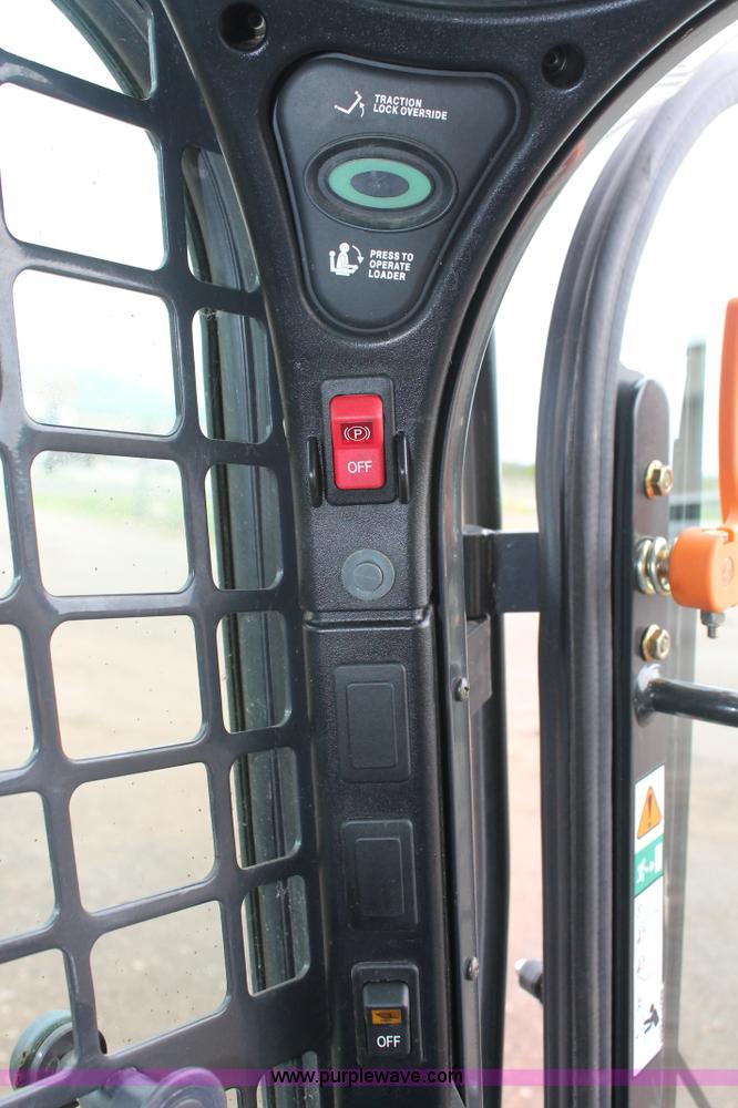 image for item K8760 2013 Bobcat T750 skid steer