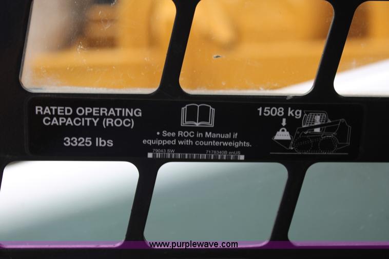 image for item K8760 2013 Bobcat T750 skid steer