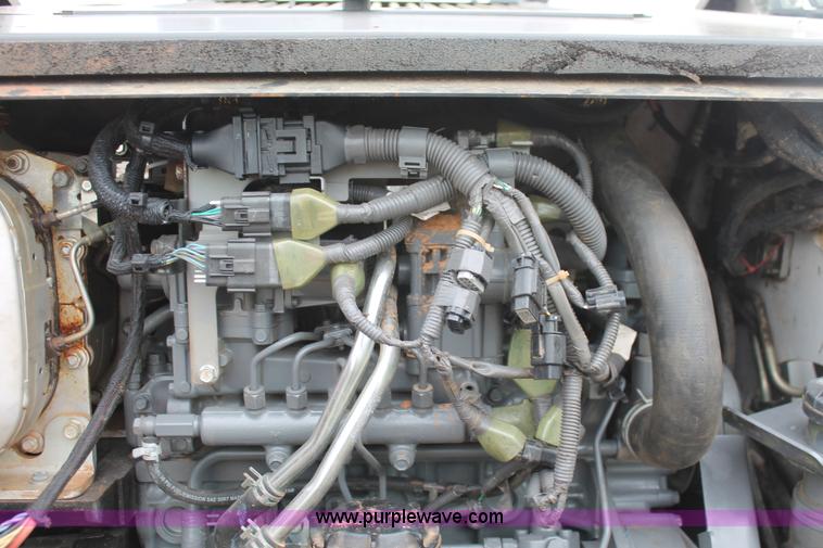 image for item K8760 2013 Bobcat T750 skid steer