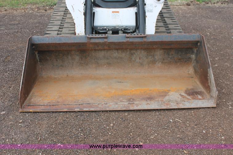 image for item K8760 2013 Bobcat T750 skid steer