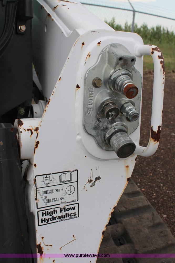 image for item K8760 2013 Bobcat T750 skid steer