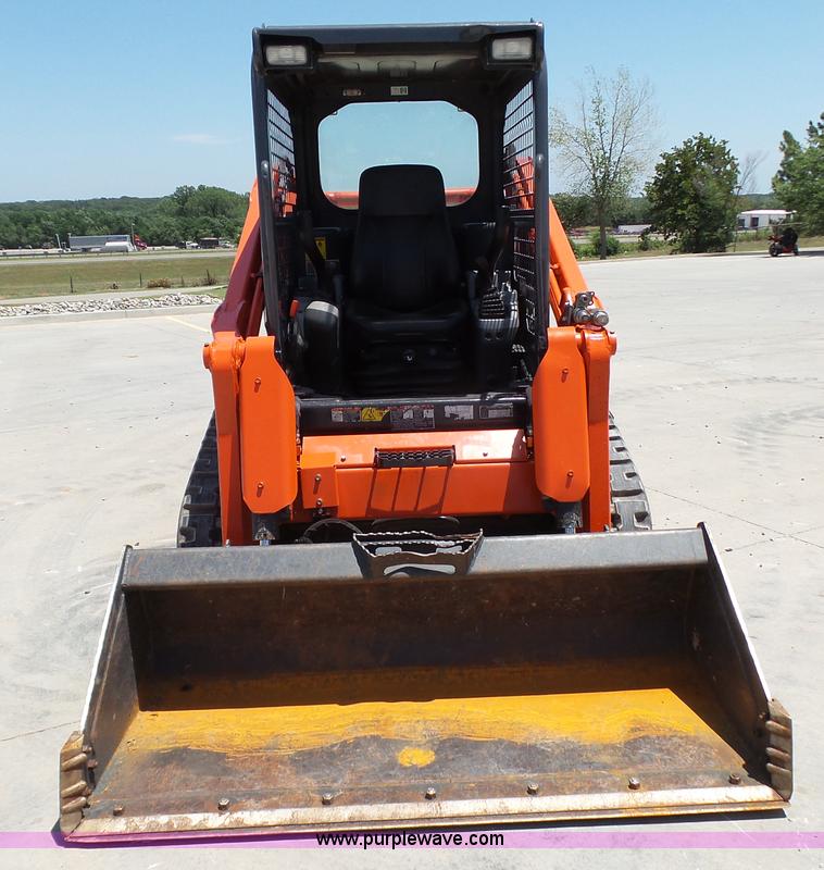 image for item K8761 2013 Kubota SVL75 skid steer