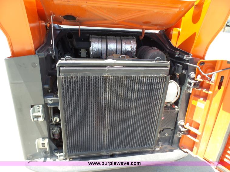 image for item K8761 2013 Kubota SVL75 skid steer