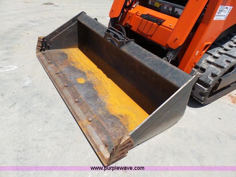 image for item K8761 2013 Kubota SVL75 skid steer