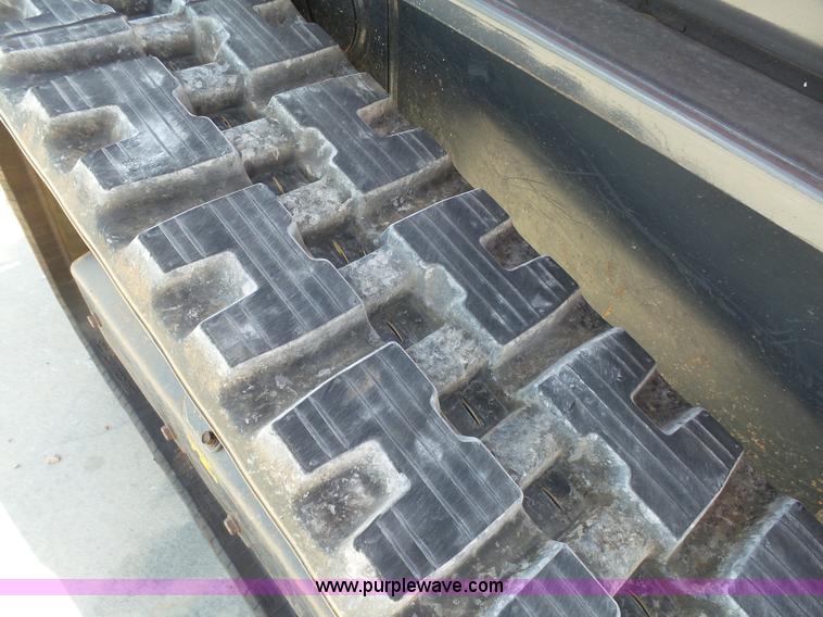 image for item K8761 2013 Kubota SVL75 skid steer