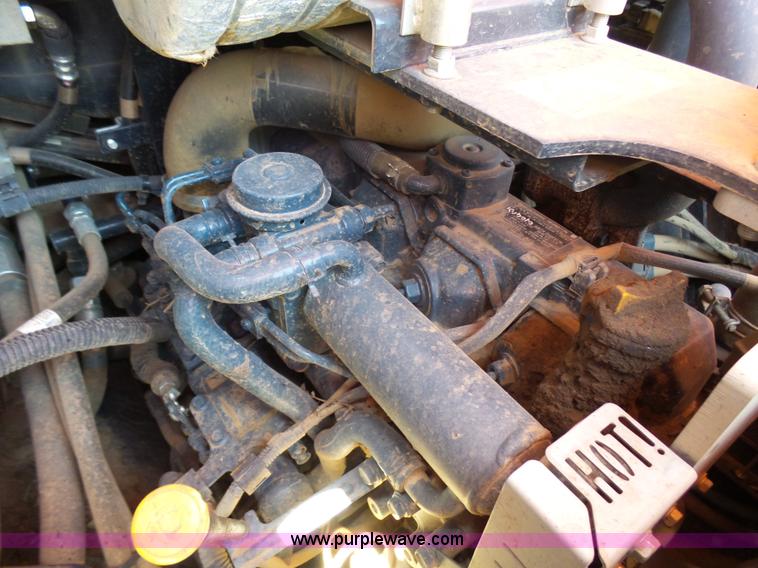 image for item K8762 2013 Kubota SVL75 skid steer