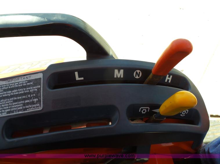 image for item K8774 2010 Kubota B26 TLB backhoe