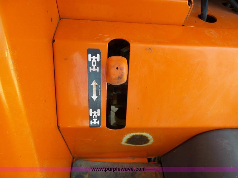 image for item K8774 2010 Kubota B26 TLB backhoe