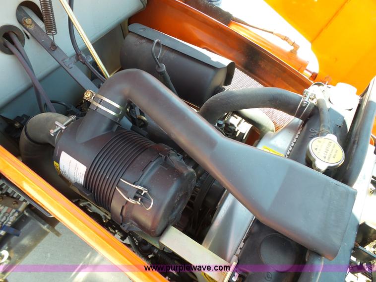 image for item K8774 2010 Kubota B26 TLB backhoe