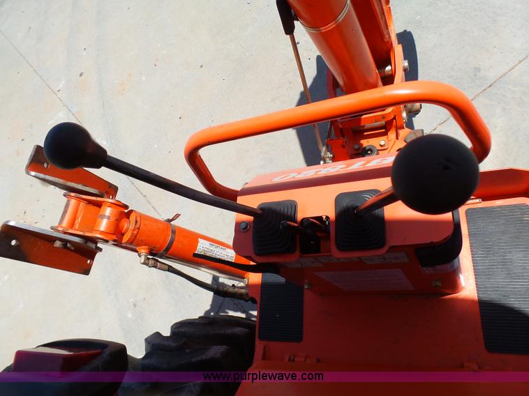 image for item K8774 2010 Kubota B26 TLB backhoe