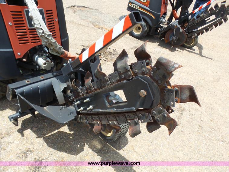 image for item L1553 2007 Ditch Witch Zahn R300 trencher